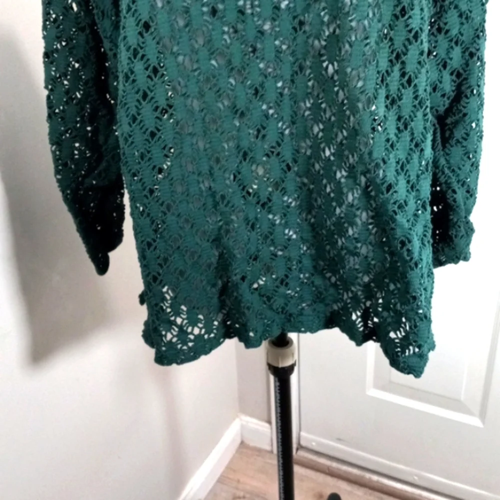 Womens Sz XL/XXL Forest Green Lace Top.